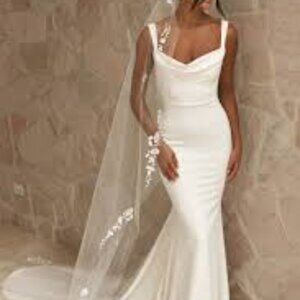 GRACE LOVES LACE PIERLOT VEIL